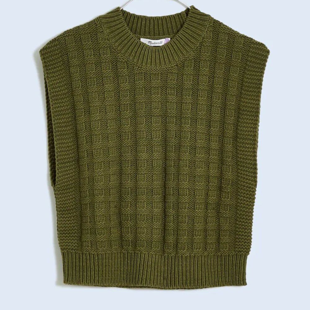 NWT Madewell Checkered-Stitch Wedge Sweater Vest in Desert Olive